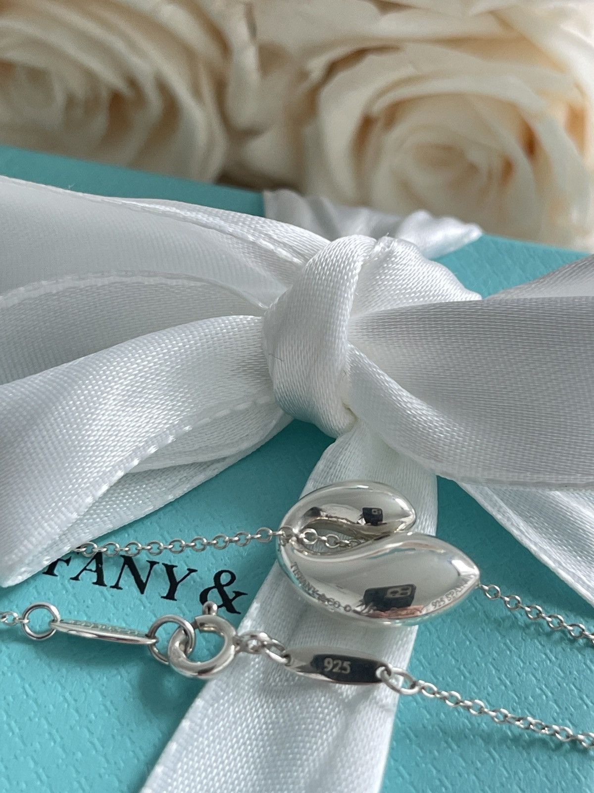 Tiffany & Co. Tiffany & Co Elsa Peretti Double Teardrop Necklace $500 NEW Size ONE SIZE - 12 Thumbnail