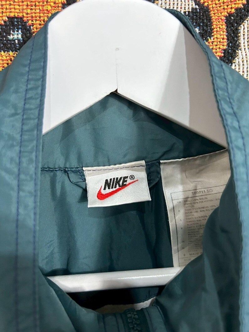 Nike Vintage 90s Nike Jacket size S Fits like Medium Size US M / EU 48-50 / 2 - 7 Thumbnail