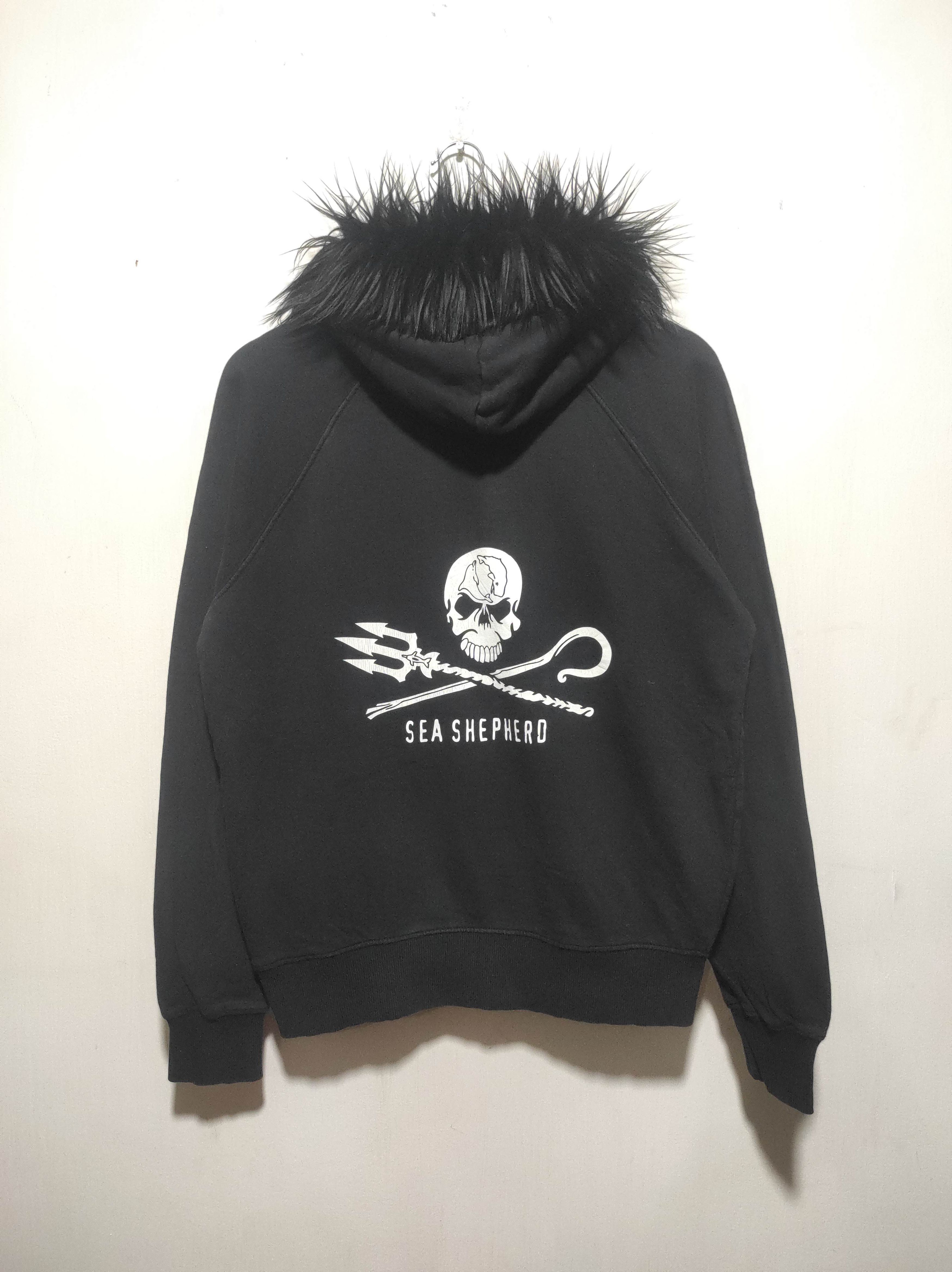 If Six Was Nine Sea Shepherd Skull Fur Hoodie ifsixwasnine lgb style Size US S / EU 44-46 / 1 - 10 Thumbnail