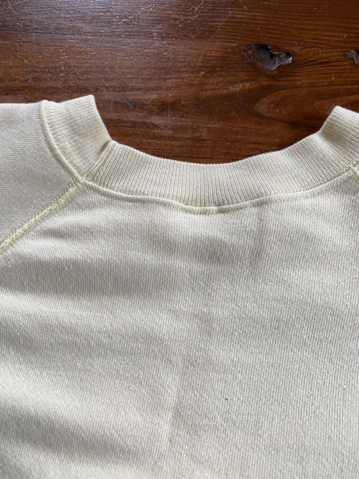 Hanes × Vintage Vintage 80’s Fox Hunt Yellow Raglan Crewneck Sweatshirt Size US L / EU 52-54 / 3 - 15 Thumbnail