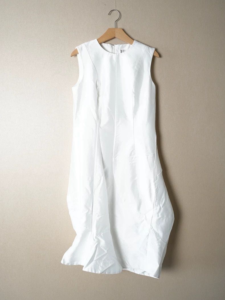 Comme des Garcons COMME des GARCONS White 3D Fish Tail Dress 19SS - dmc Size US S / EU 44-46 / 1 - 1 Thumbnail