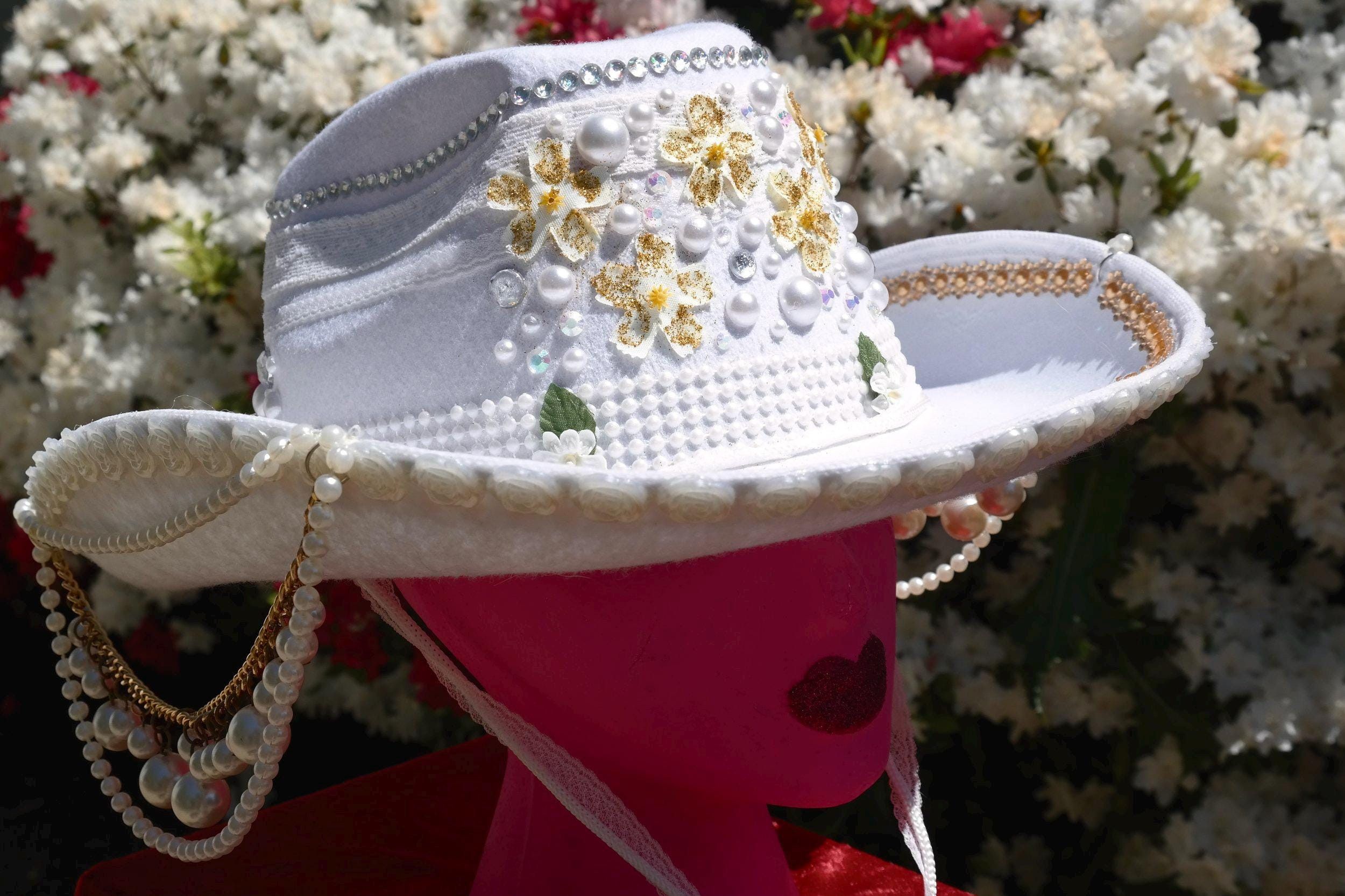 Handmade Flowers & Pearls Cowgirl Hat Size ONE SIZE - 3 Thumbnail