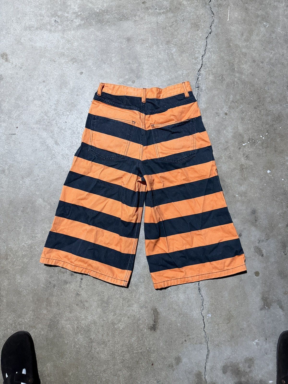 Other Dying wishes Marge shorts Size US 30 / EU 46 - 2 Thumbnail