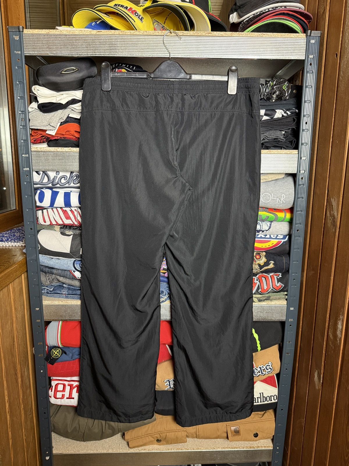 Nike × Vintage Vintage 2000s Nike Nylon Track Pants Women’s Blue Size L Size 36" / US 14 / IT 50 - 2 Thumbnail