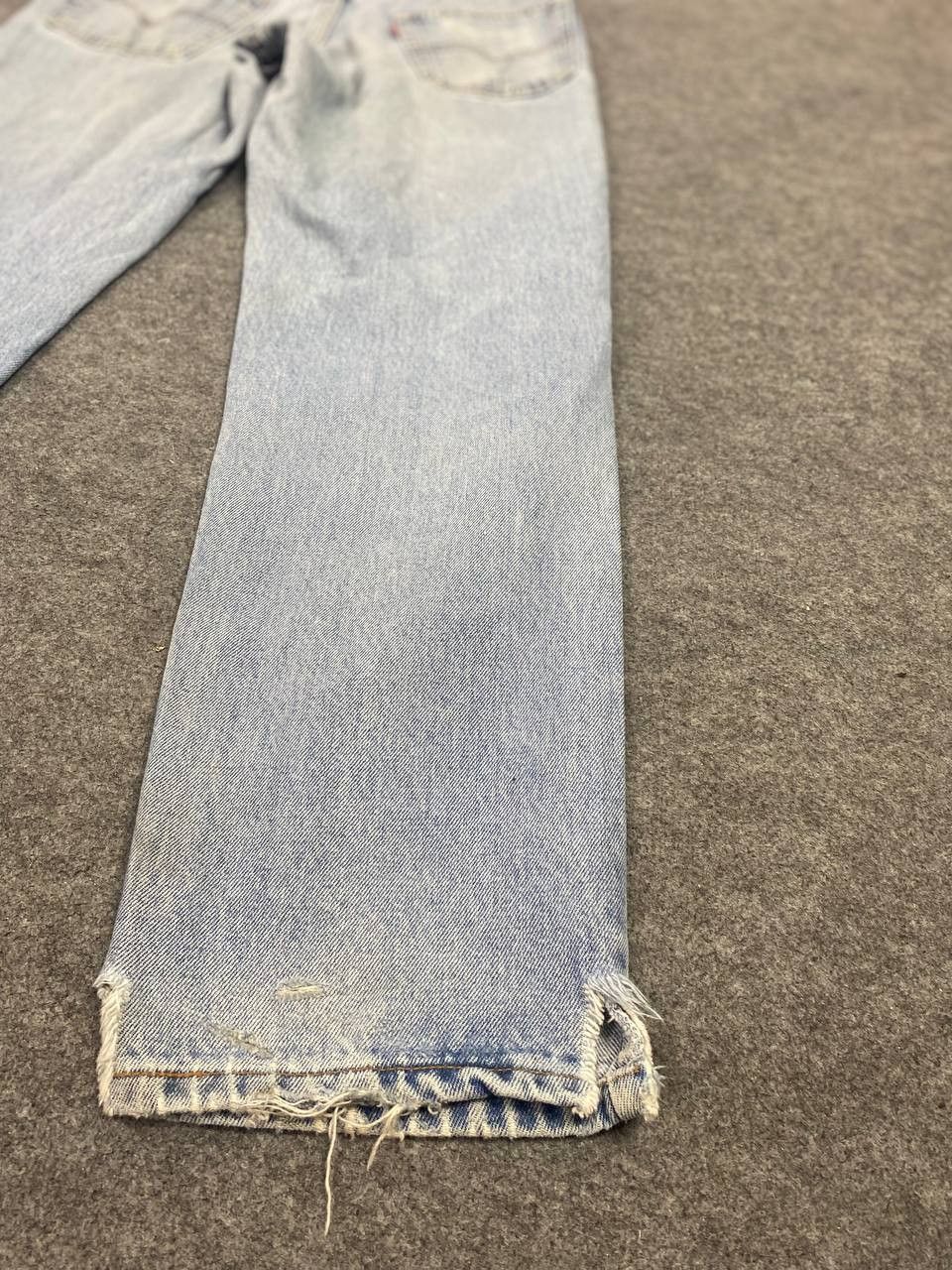 Levi's vintage levis 550 relaxed fit distressed denim nice design Size US 31 - 7 Thumbnail