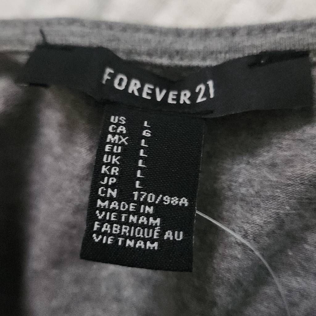 Forever 21 Forever 21 Women's Size Large Gray Black Zip Down Crop Top Size L / US 10 / IT 46 - 2 Thumbnail