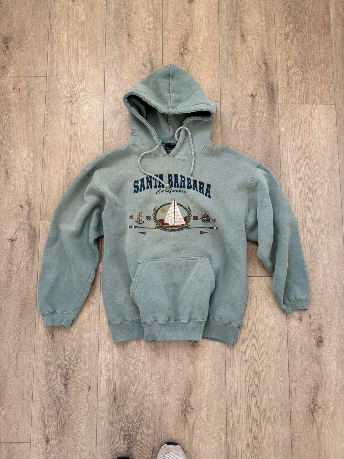 Vintage Vintage Santa Barbara Beach/surf style Hoodie Size US XL / EU 56 / 4 - 1 Thumbnail