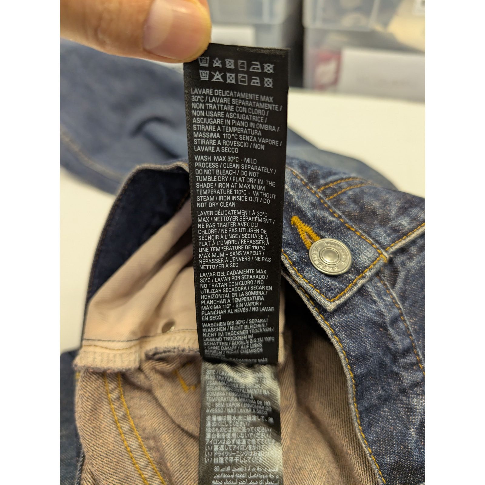 Balenciaga o1rshd1 Silk Blue Japanese Denim Baggy Pants in Dark Indigo Size US 30 / EU 46 - 16 Thumbnail