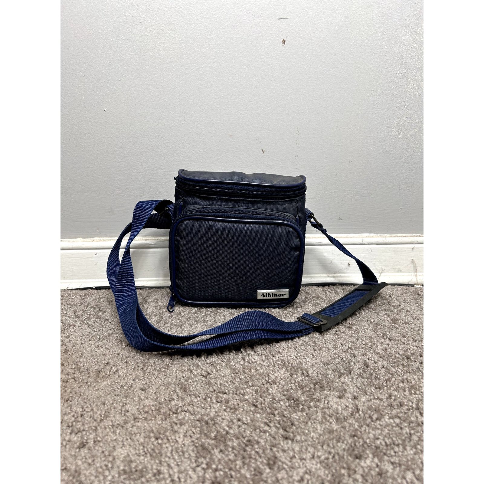 Vintage Vintage 90s Albinar Crossbody Camera Bag Size ONE SIZE - 1 Thumbnail