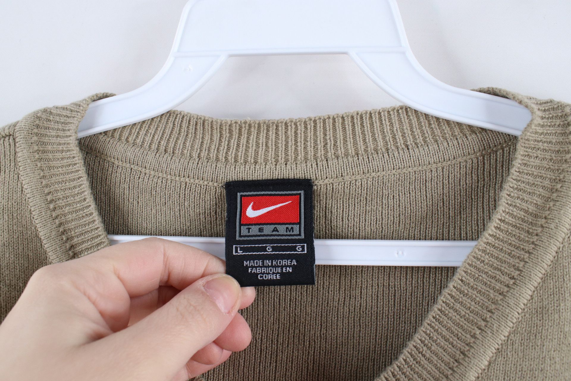 Nike × Vintage Vintage Nike Scott Mini Swoosh Knit Sweater Vest Beige Size US L / EU 52-54 / 3 - 5 Thumbnail