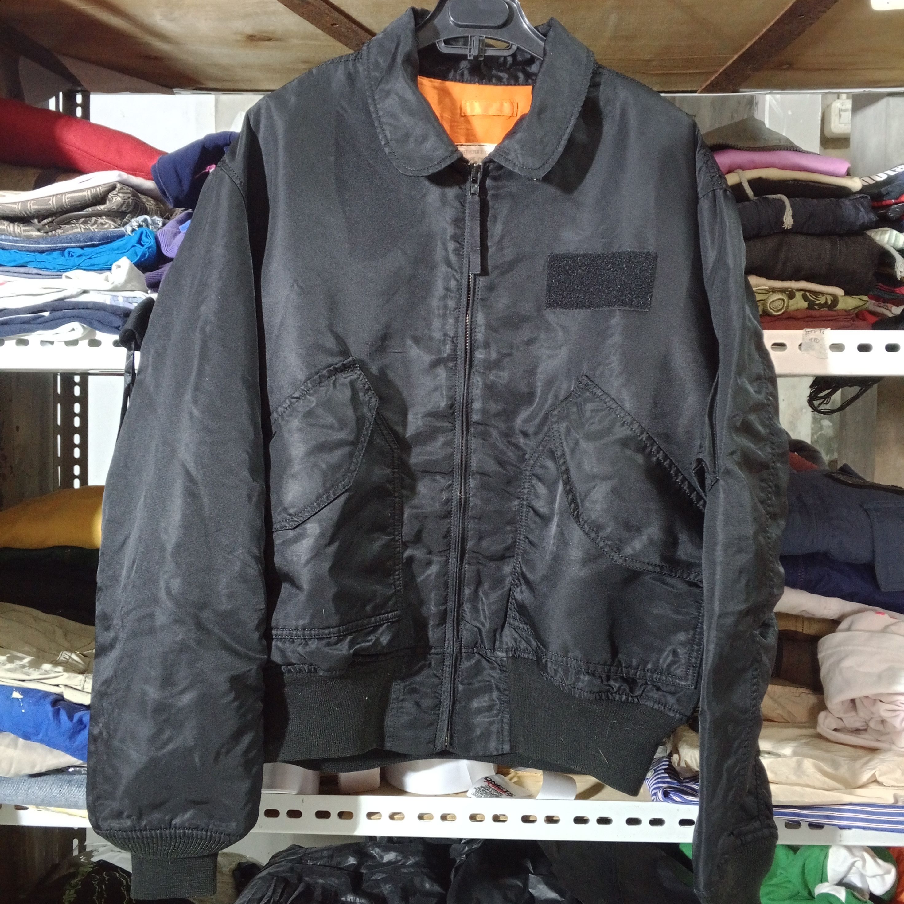 Vintage Vintage CWU-45 Flight Jacket Size US XL / EU 56 / 4 - 1 Thumbnail
