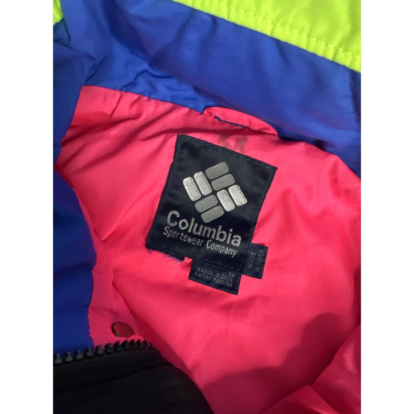 Vintage VINTAGE Columbia Windbreaker Jacket Men L Pink Neon Green Black Nylon Regular Size US L / EU 52-54 / 3 - 4 Thumbnail