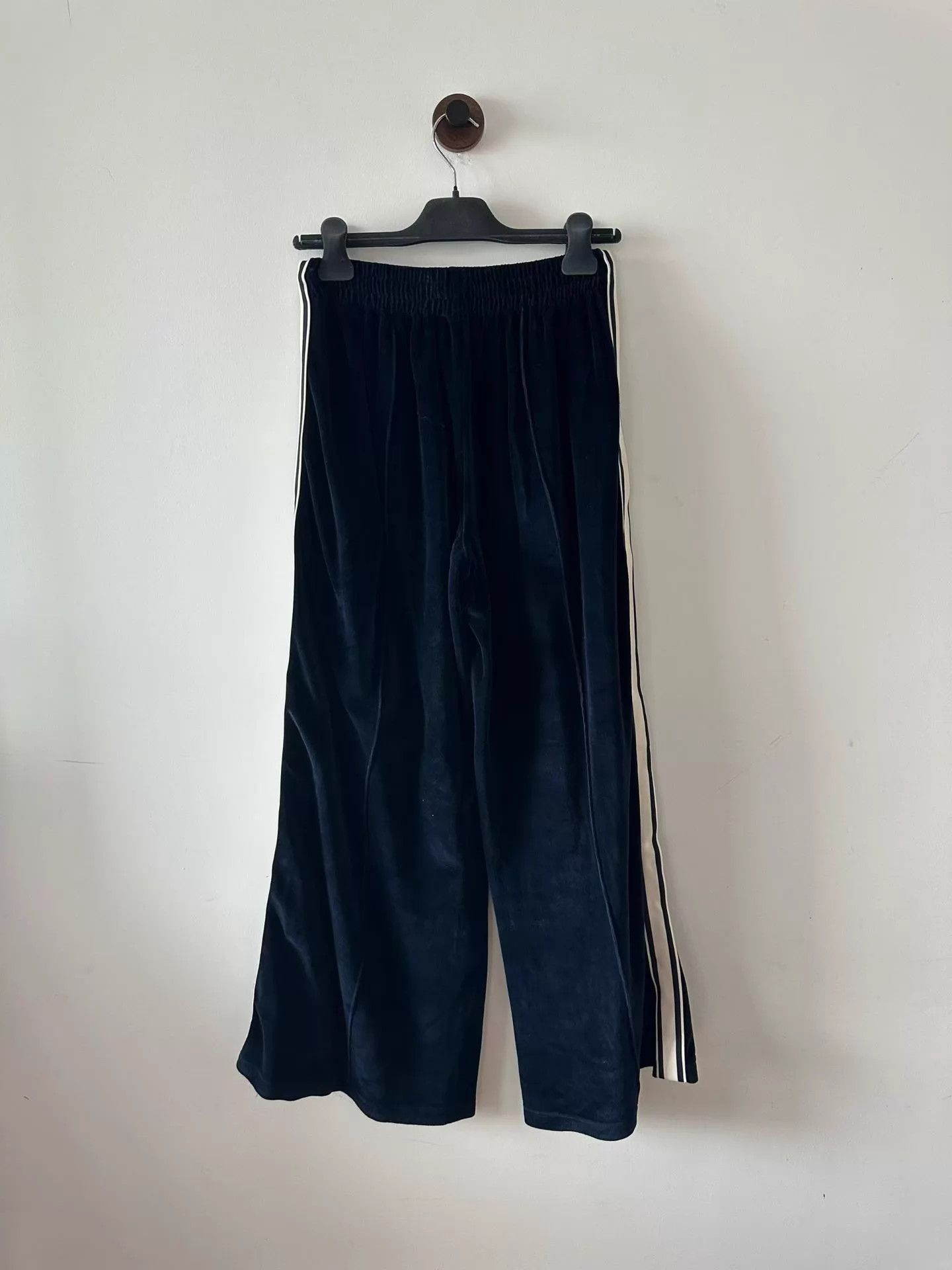 Celine Celine New Blue Velvet Triomphe Pants Size S Size 26" / US 2 / IT 38 - 2 Thumbnail