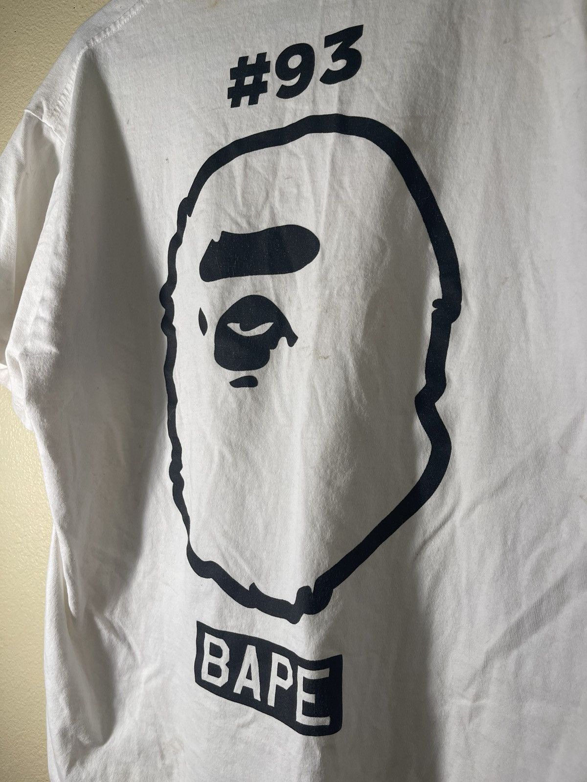 Bape Bape “world gone mad” T-shirt size medium Size US M / EU 48-50 / 2 - 6 Thumbnail