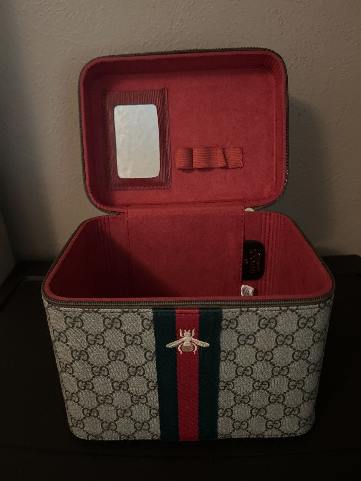 Other Box for makeup, lotion among other items Personal Size ONE SIZE - 2 Thumbnail