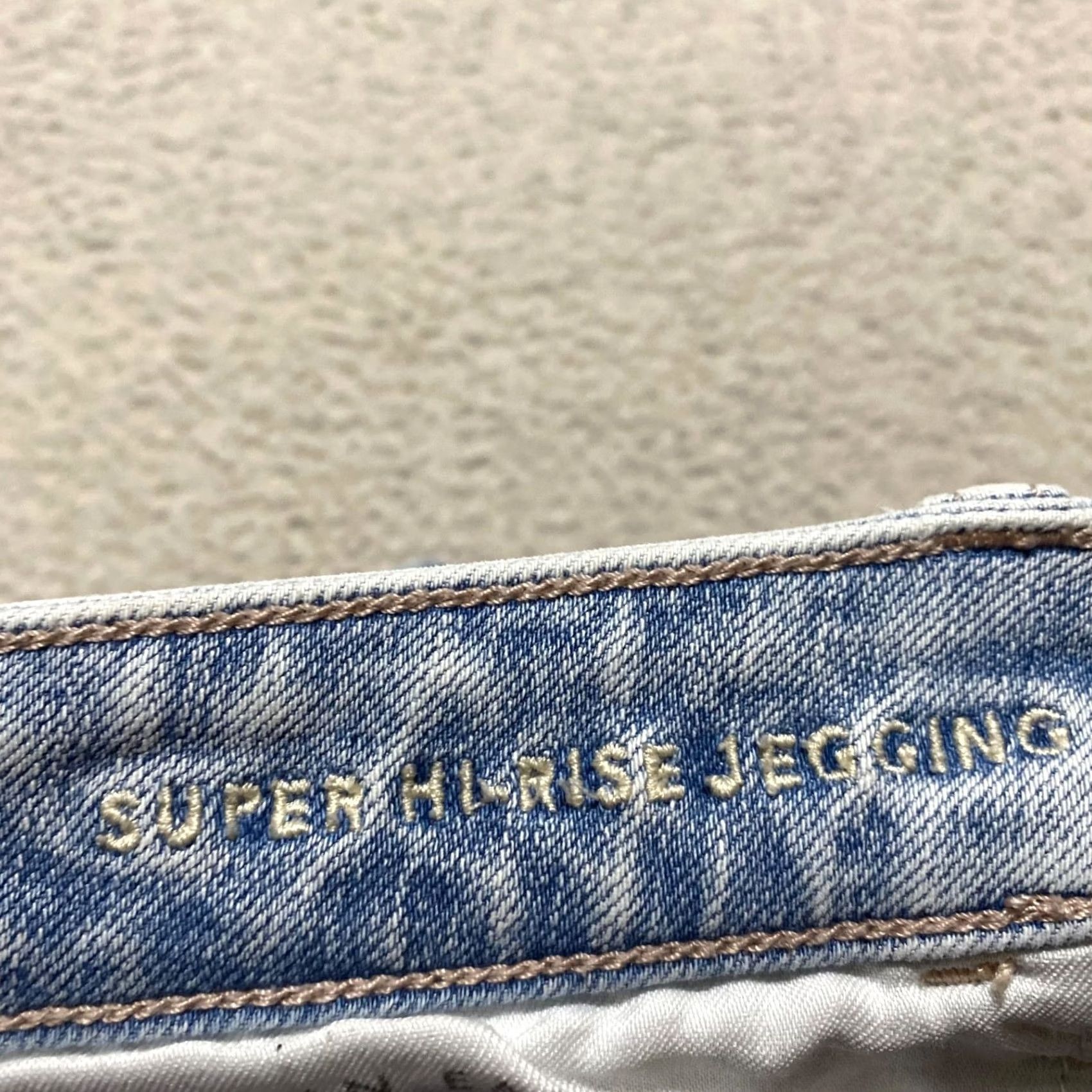 American Eagle Outfitters American Eagle Outfitters Jeans Womens 16 Blue Denim Medium Wash High Rise Jegging Distressed Stretch Size 38" / US 16 / IT 52 - 4 Thumbnail