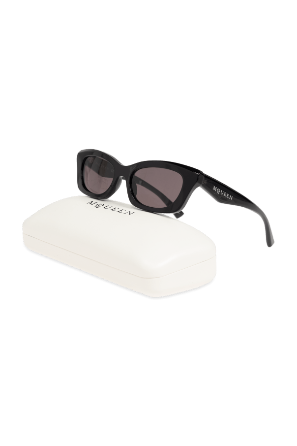 Alexander McQueen o1w1db10126 Size:OS/ Geometric Sunglasses in Black Size ONE SIZE - 3 Thumbnail