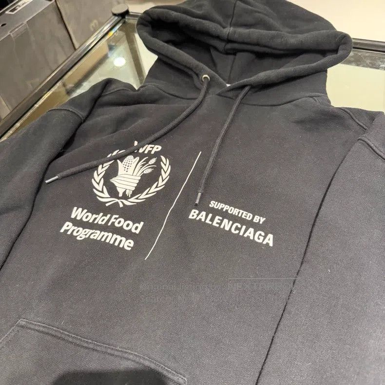 Balenciaga Balenciaga hoodie Size US S / EU 44-46 / 1 - 3 Thumbnail