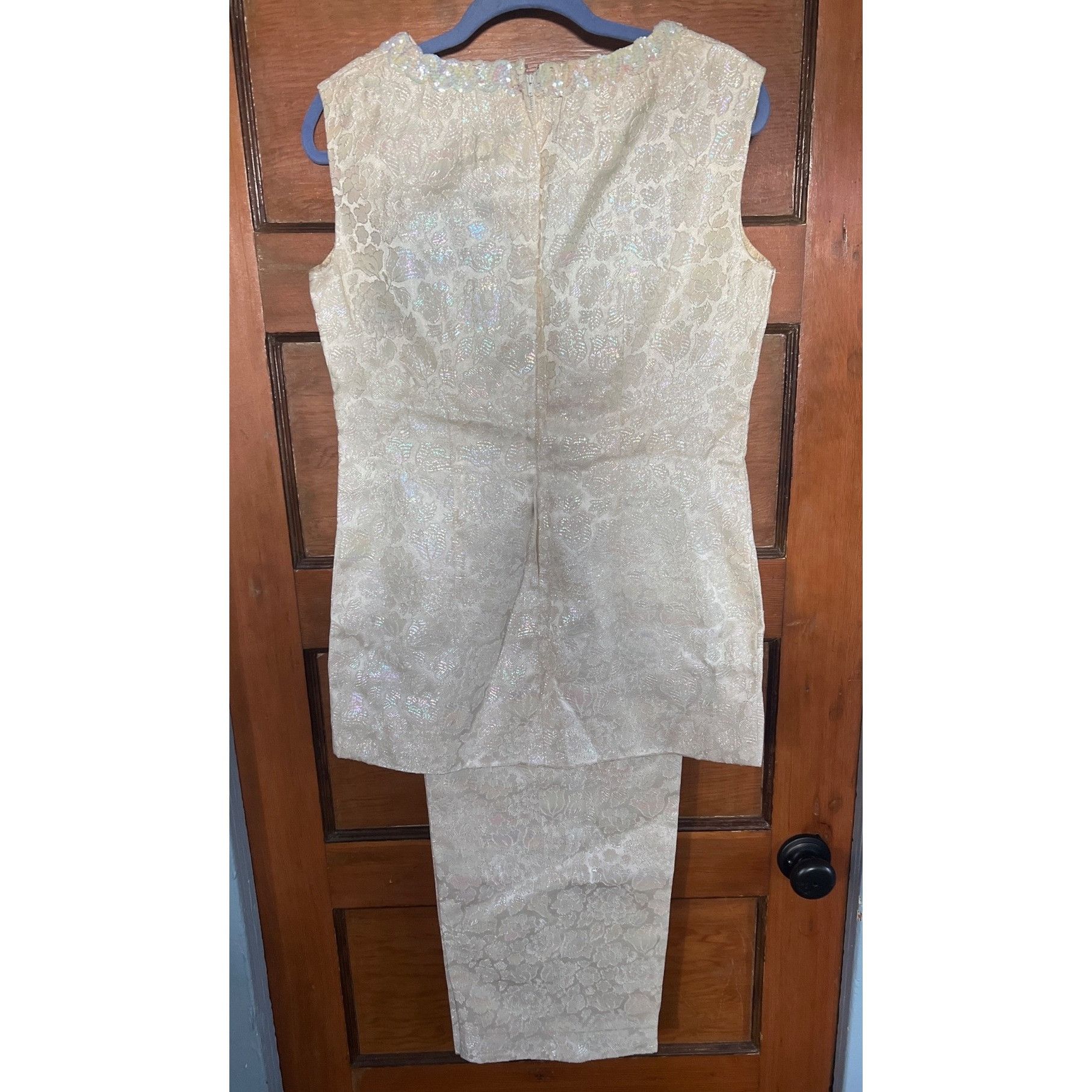 Other Vintage 2-Piece Ivory Brocade Sleeveless Top & slacks With Size M / US 6-8 / IT 42-44 - 3 Thumbnail