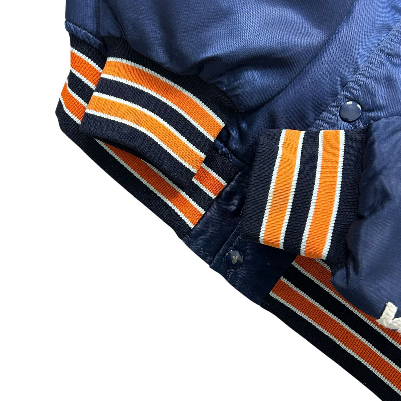 MLB VTG 90s MLB DETROIT TIGERS STARTER SATIN BOMBER JACKET M Size US M / EU 48-50 / 2 - 8 Thumbnail