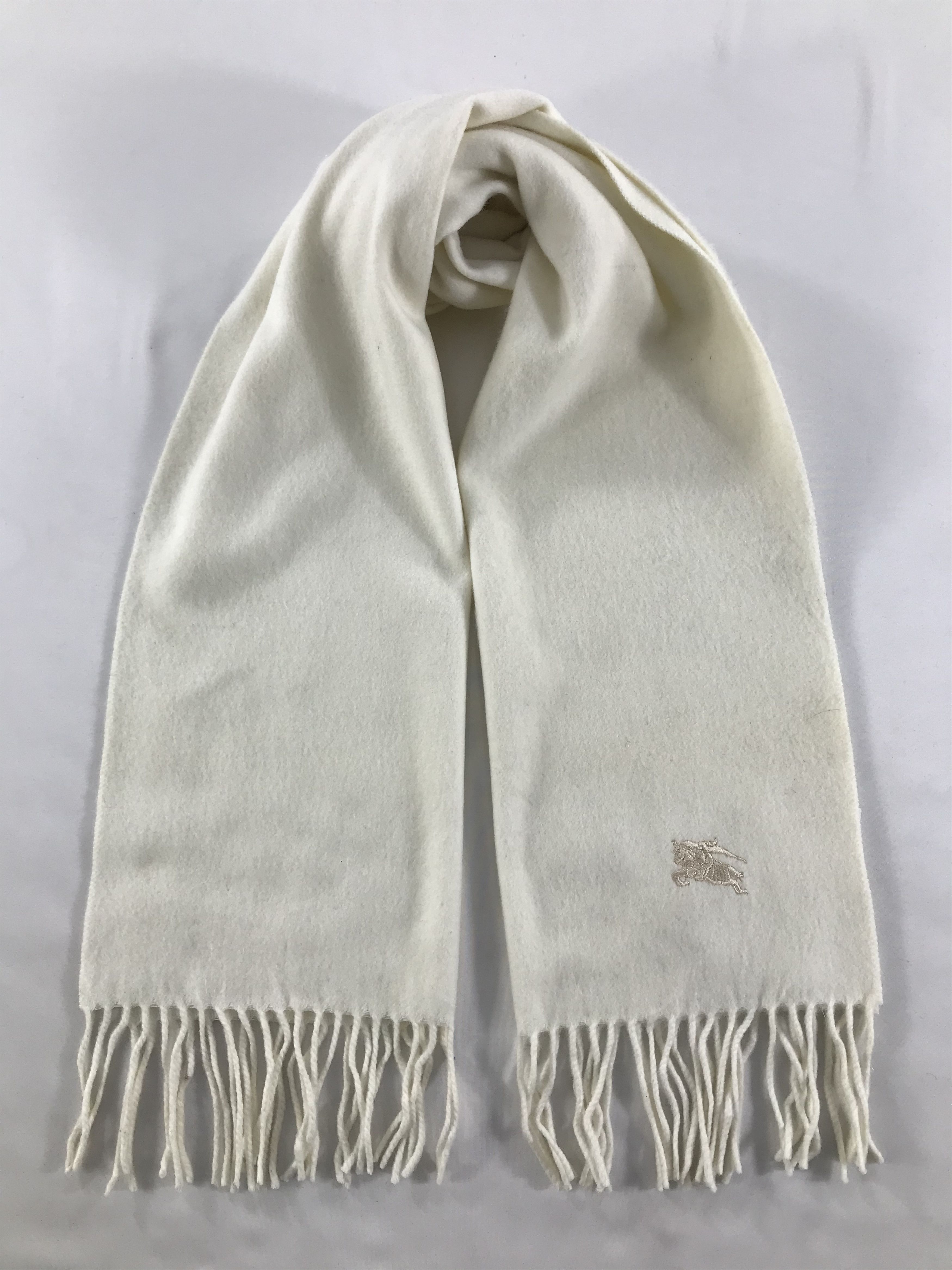 Burberry Vintage Burberry Scarf/Muffler/Neckwear MF1182 Size ONE SIZE - 1 Thumbnail