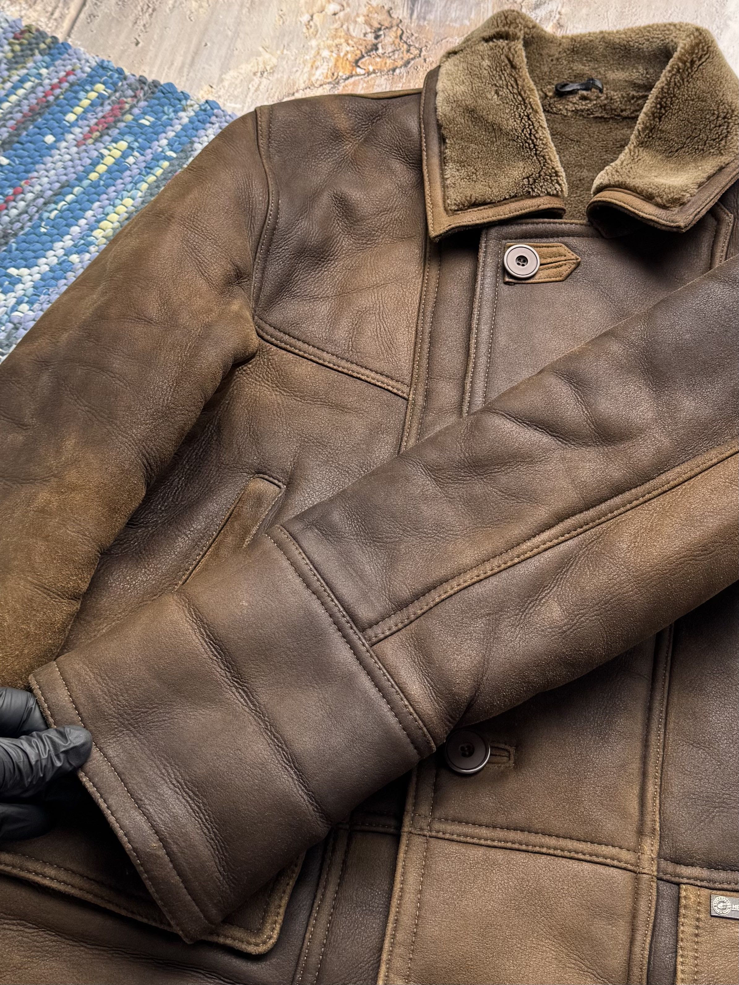 Vintage Vintage Faded Real Sheepskin Coat A8(V1)D15 Size US M / EU 48-50 / 2 - 4 Thumbnail