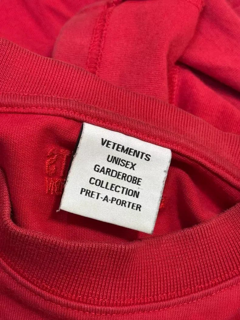 Vetements VETEMENTS Red Sanskrit Long Sleeve Shirt Size US S / EU 44-46 / 1 - 4 Thumbnail