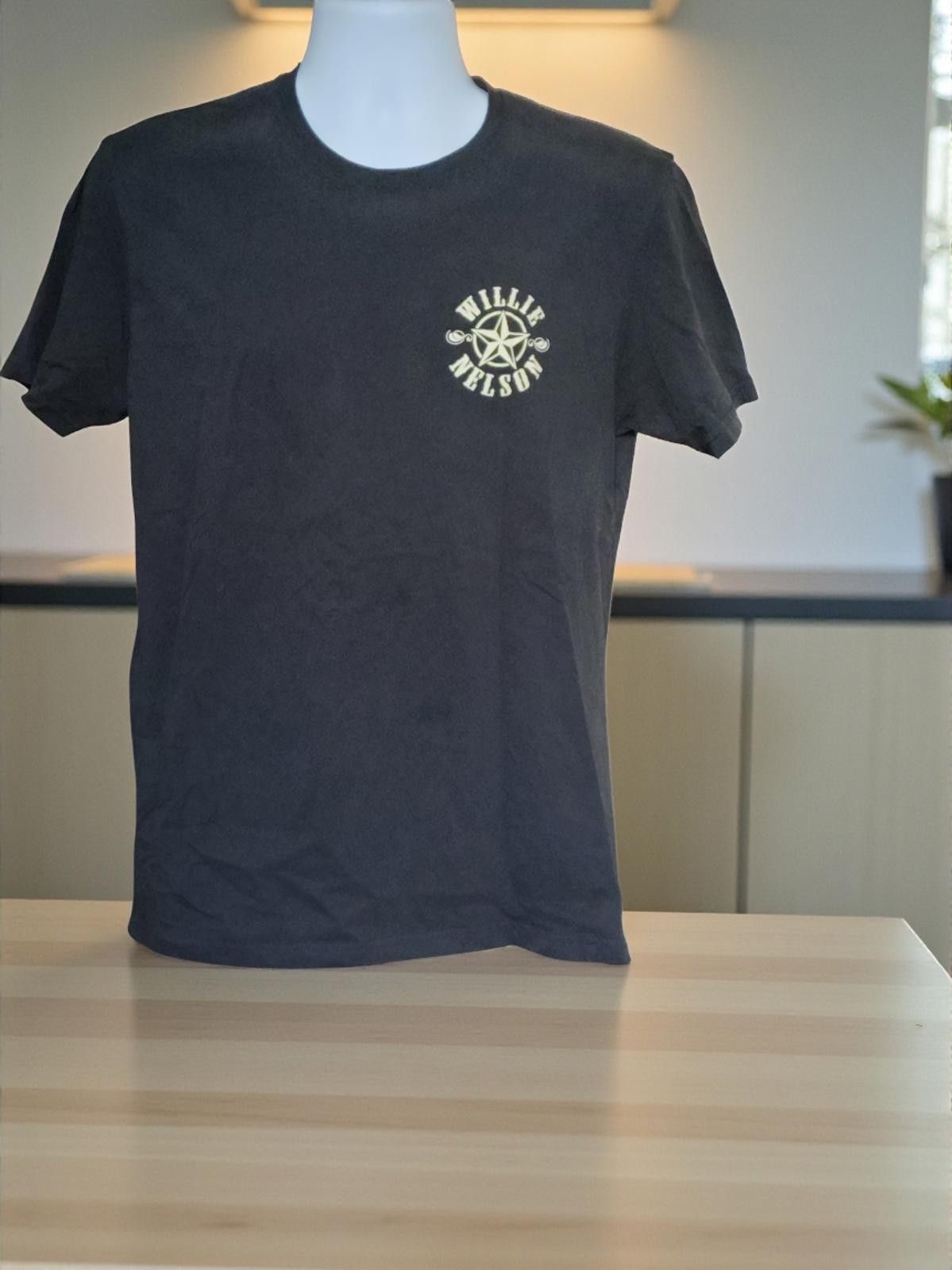Other Willie Nelson Black Graphic Tee Shirt Size Large Size US L / EU 52-54 / 3 - 3 Thumbnail