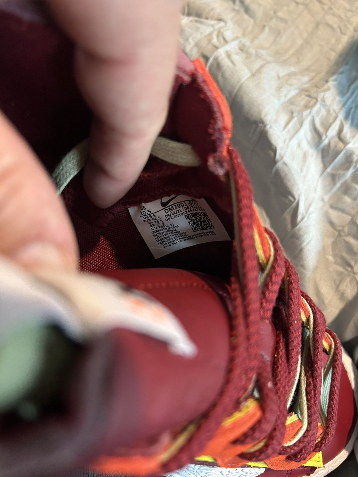 Kaws × Nike × Sacai Nike Blazer x Kaws x Sacai Size US 10.5 / EU 43-44 - 6 Thumbnail