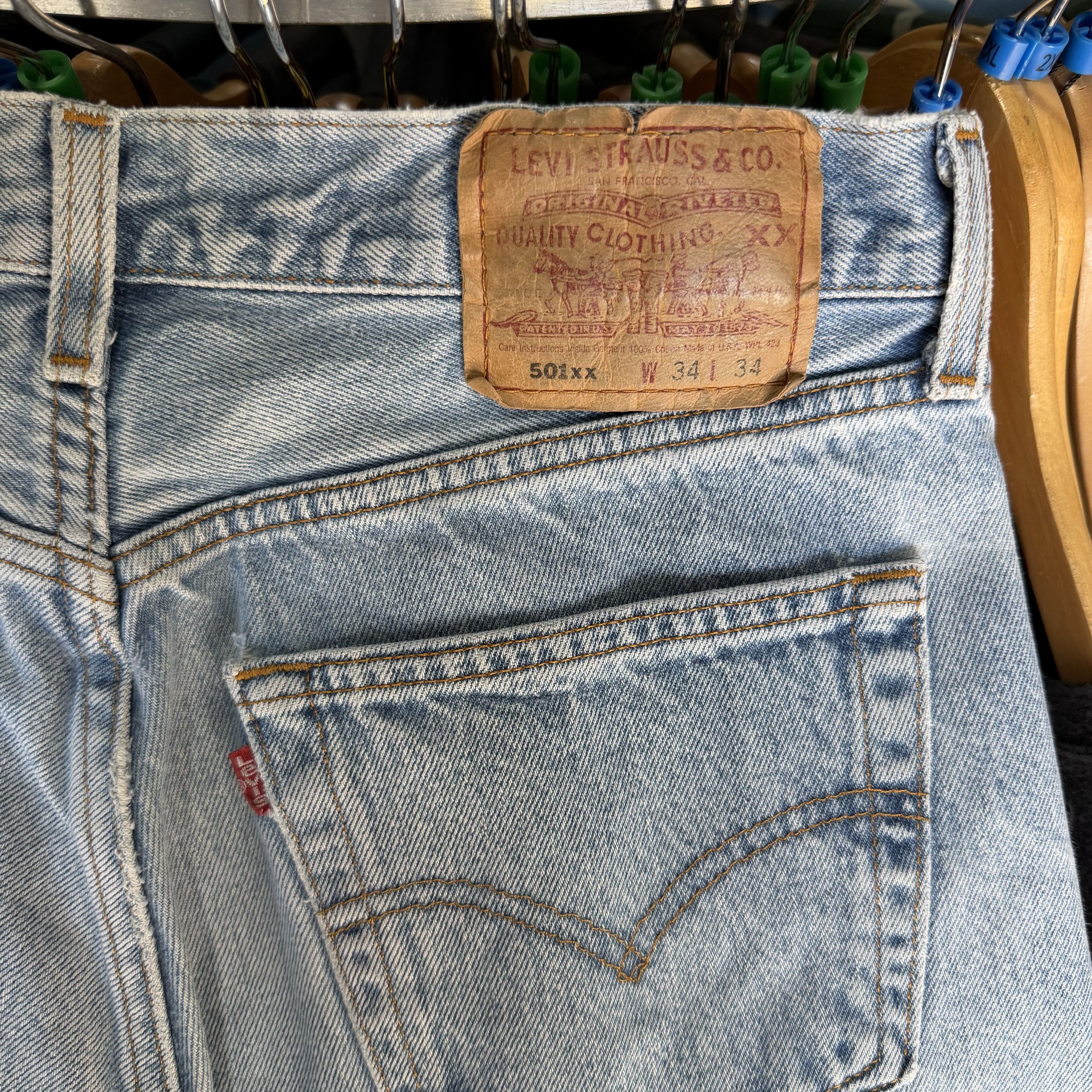 Levi's Vtg Levis 501xx Jeans Mens (31x30) Made in USA Button Fly 90 Size US 31 - 3 Thumbnail