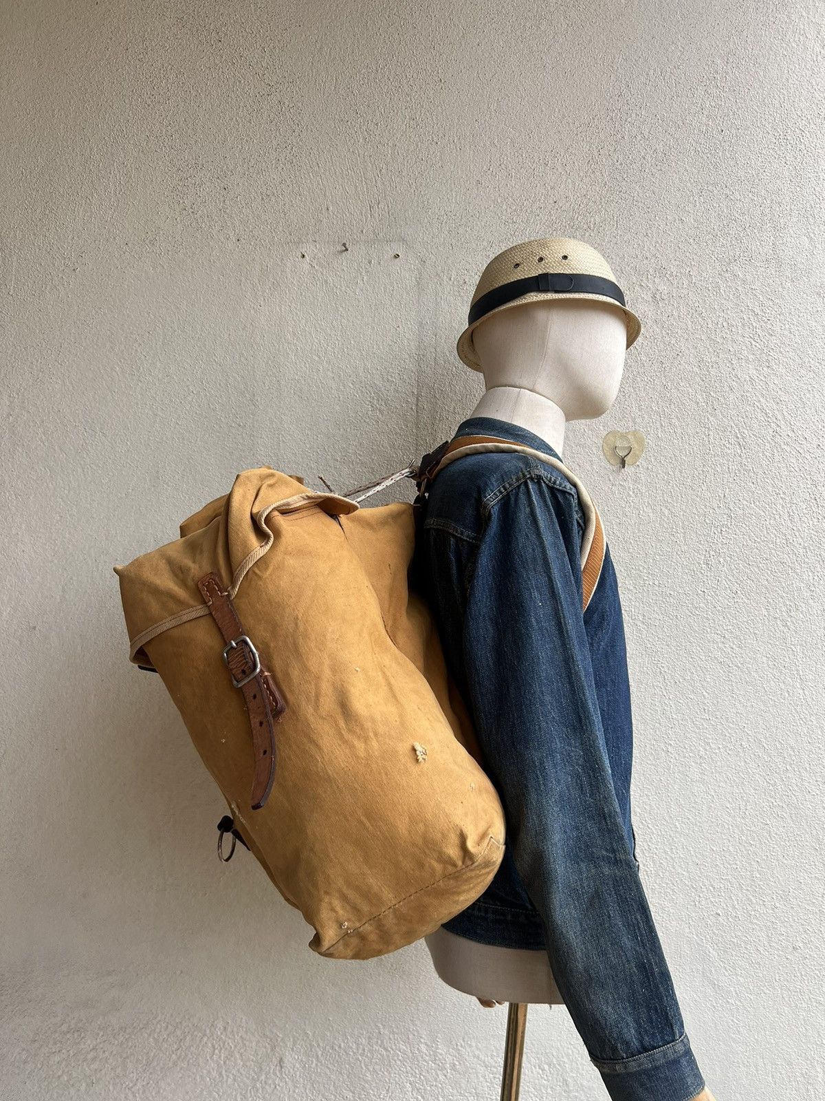 Vintage Distress Fade 60s 70s Japan Duck Canvas Hiking Backpack Huge Size ONE SIZE - 3 Thumbnail