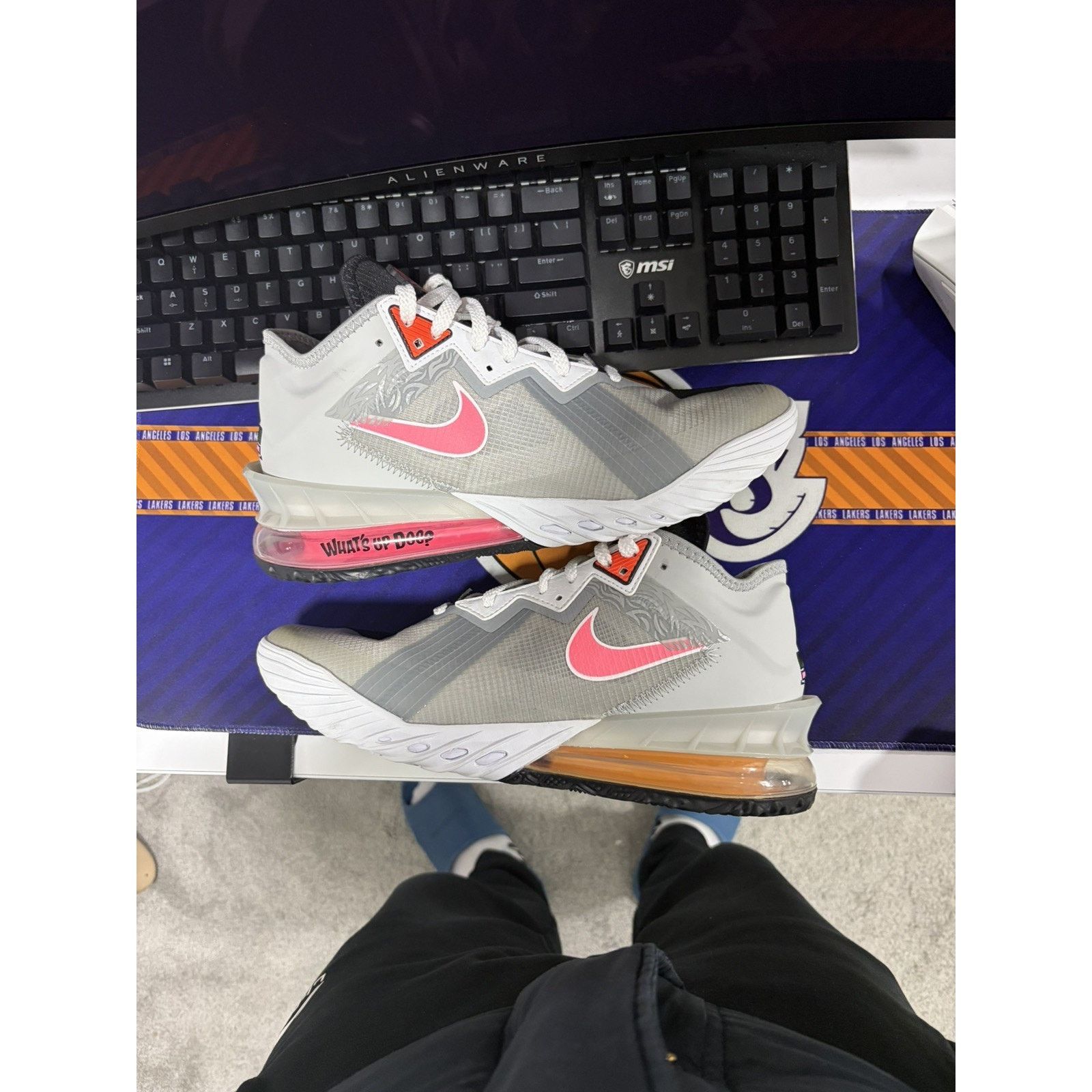 Nike Size 9-Nike LeBron 18 Low Size US 9 / EU 42 - 2 Thumbnail