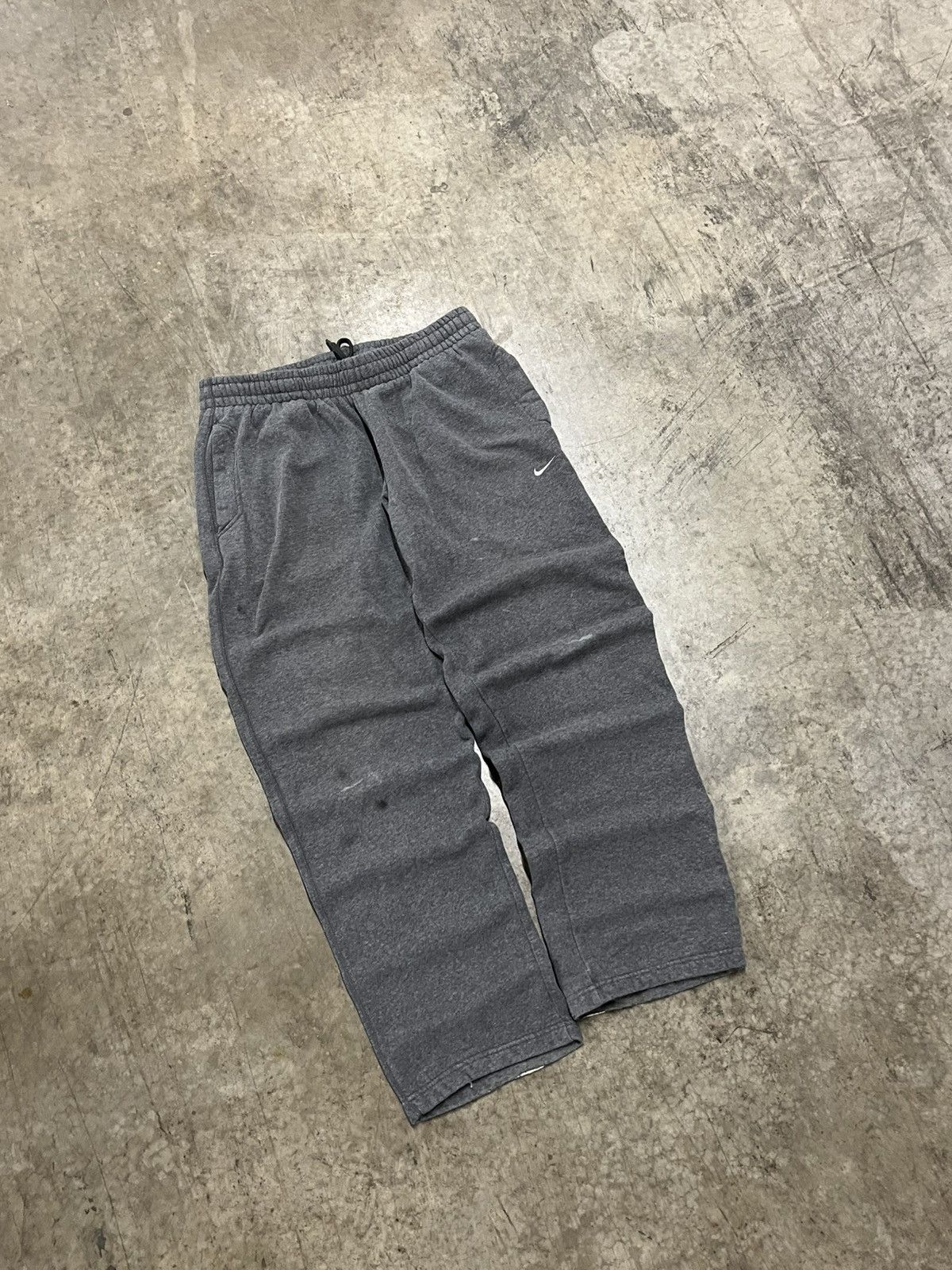 Nike × Vintage Nike sweatpants y2k baggy fit wide leg rare hype skater Size US 32 / EU 48 - 1 Thumbnail