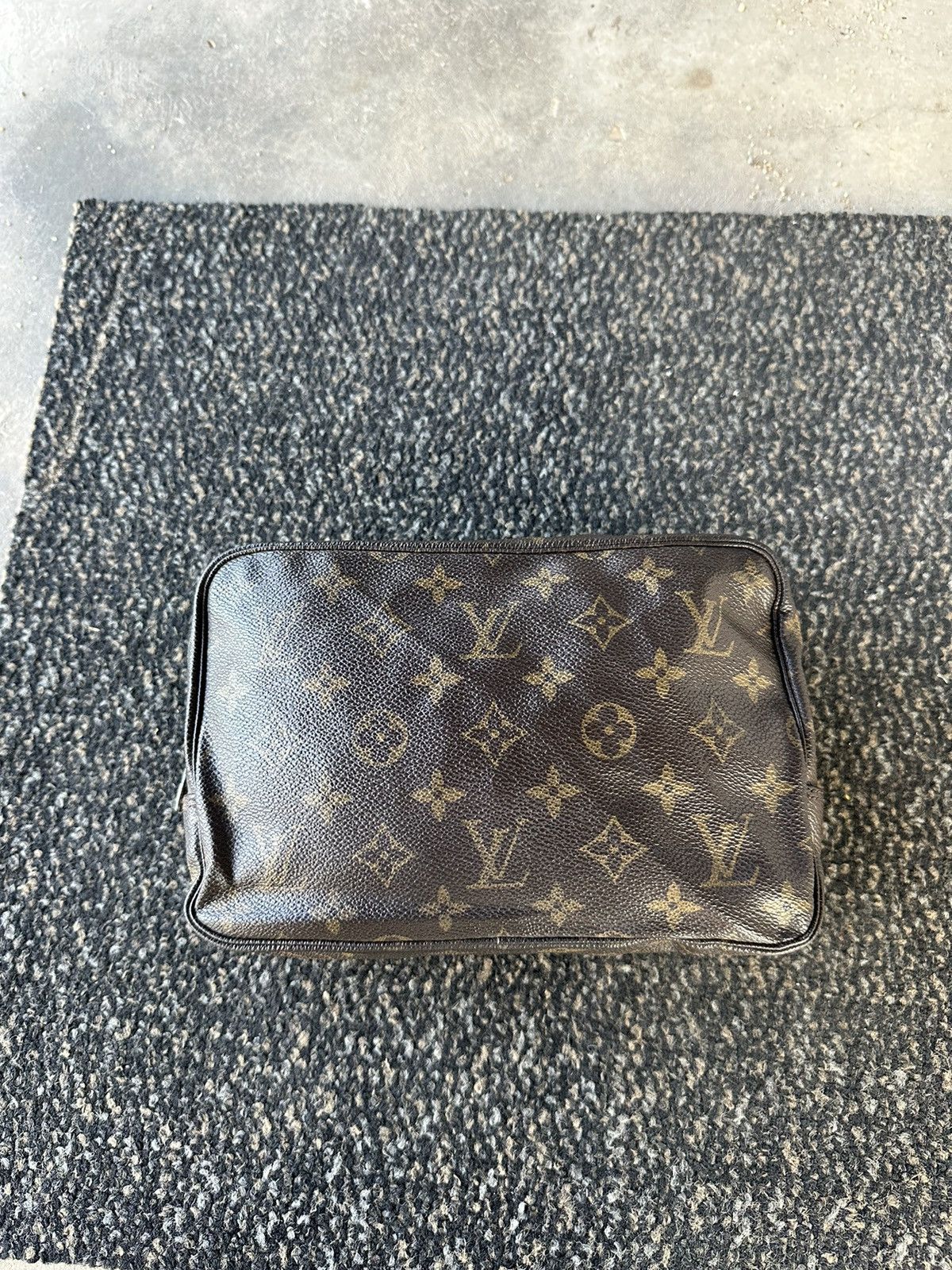 Louis Vuitton Louis Vuitton Vintage Monogram Toiletry Pouch Unisex Size ONE SIZE - 5 Thumbnail