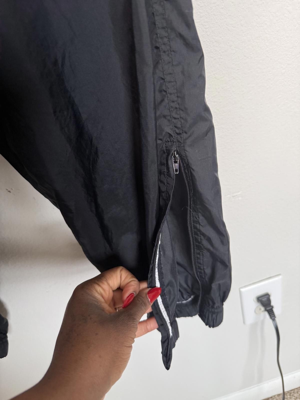 Nike Vintage 90s Nike Black Nylon Windbreaker Track Pants Size US 30 / EU 46 - 5 Thumbnail