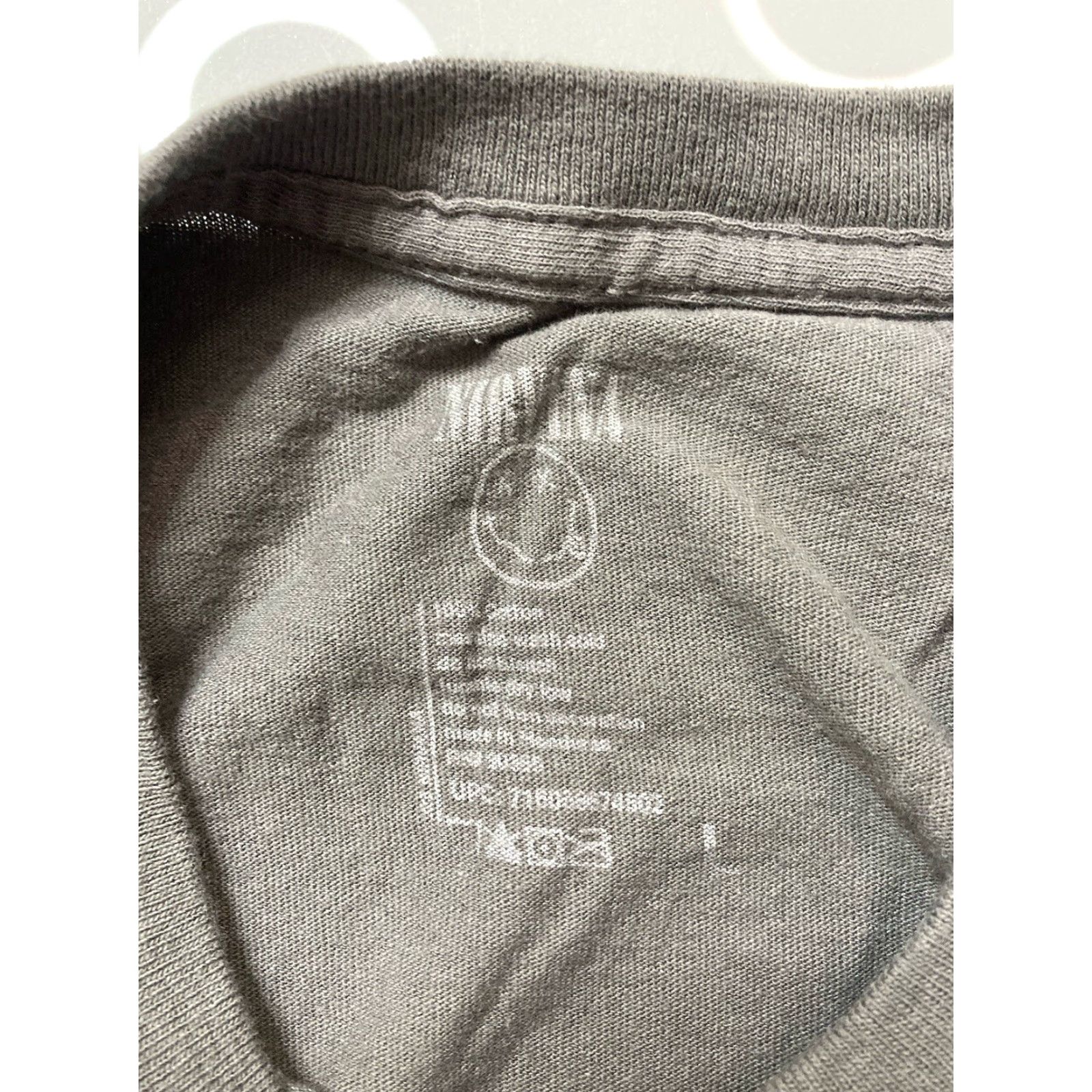 Vintage VINTAGE Nirvana Logo Graphic T-shirt Men Large Gray Short Sleeve Music Size US L / EU 52-54 / 3 - 4 Thumbnail