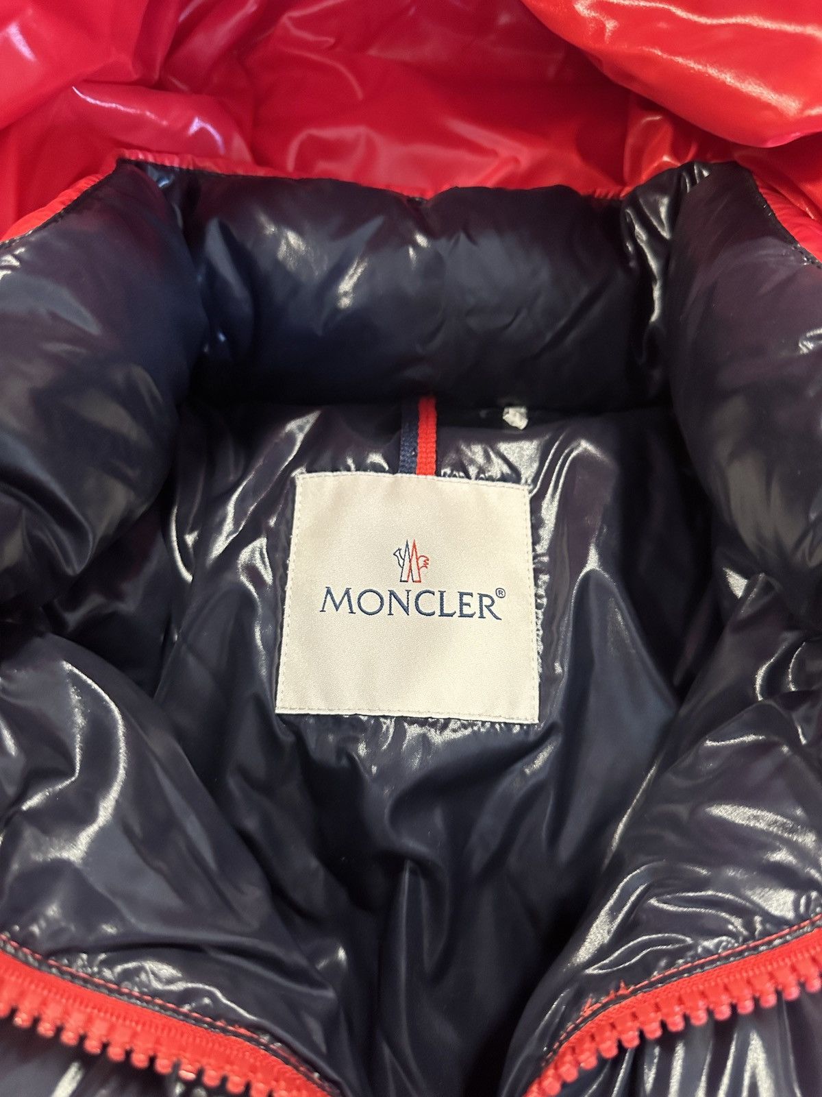 Moncler Moncler Giubbotto Down Jacket Size 1 Size US S / EU 44-46 / 1 - 4 Thumbnail