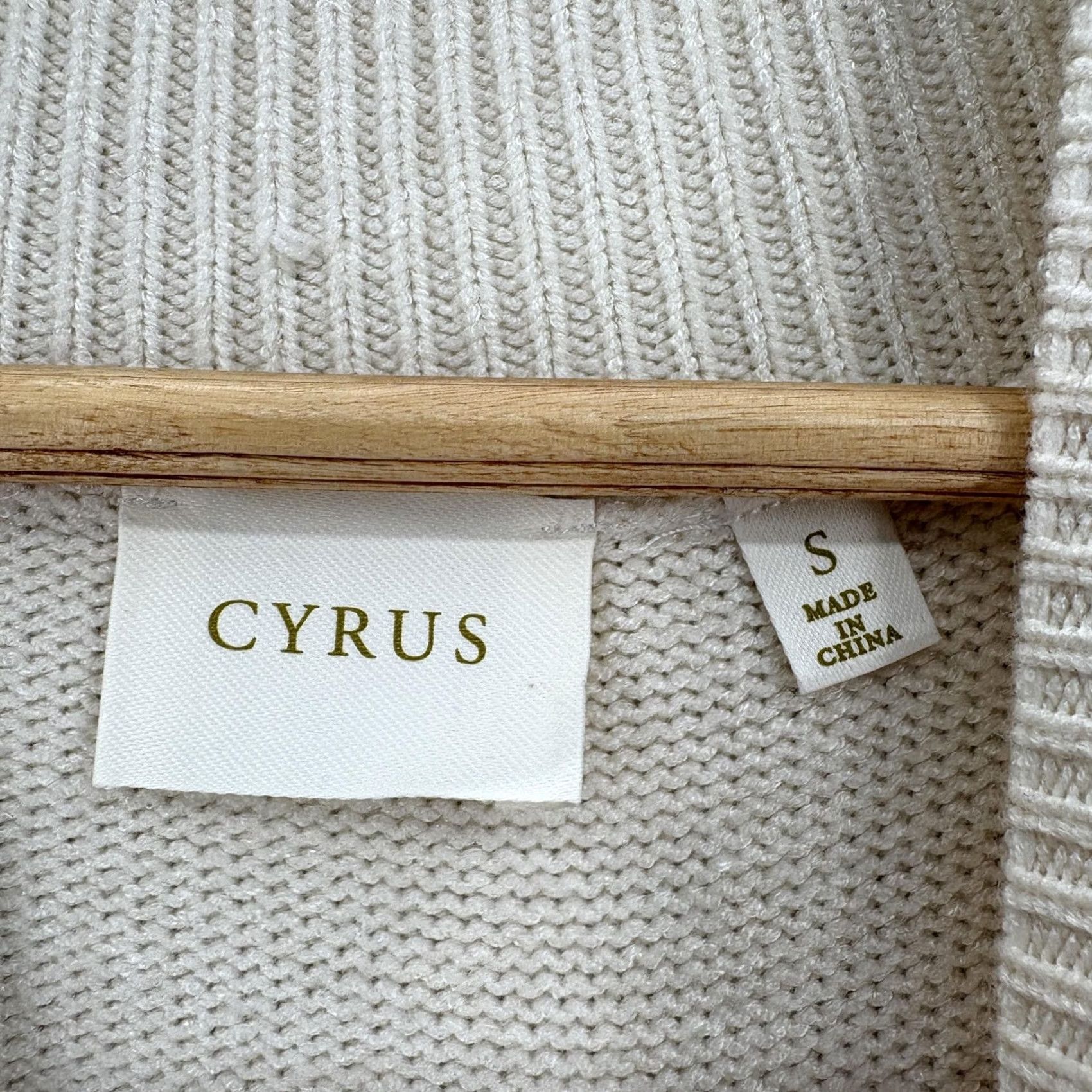 Vintage Cyrus Sweater Vest Womens Small Beige Mock Neck Cable Knit Sleeveless Cozy NWT Size S / US 4 / IT 40 - 4 Thumbnail