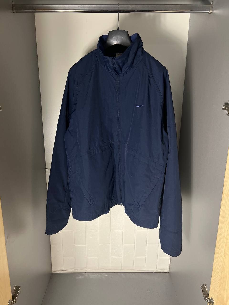 Nike VINTAGE NIKE AIR MAX RETRO NYLON JACKET DRILL Y2K 90s Size US L / EU 52-54 / 3 - 1 Thumbnail