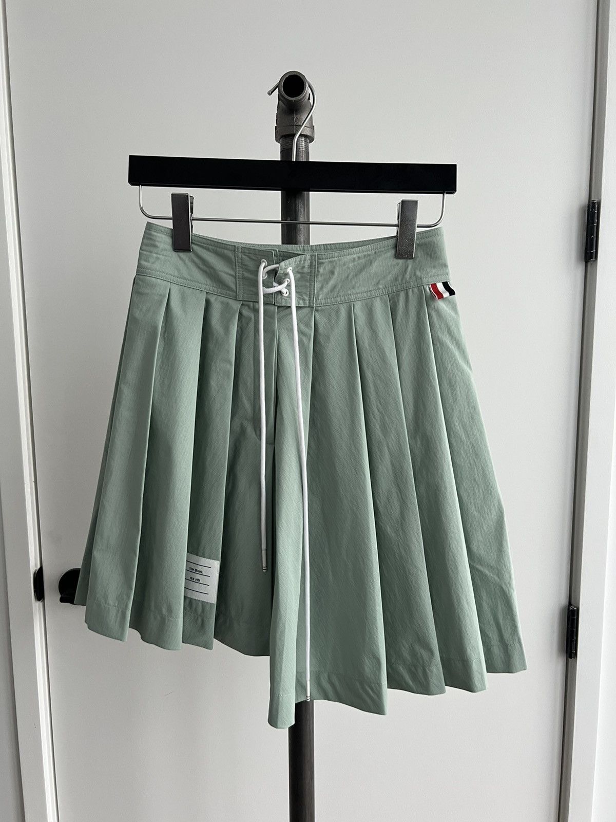 Thom Browne Teal Ripstop Pleated Skirt Size 27" / US 4 / IT 40 - 1 Thumbnail