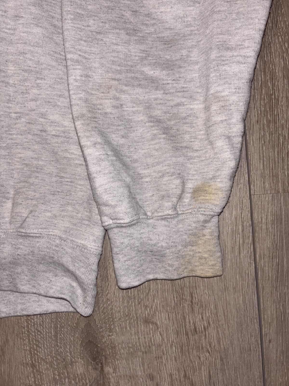 Vintage Vintage 90s Gildan Crewneck Size US L / EU 52-54 / 3 - 5 Thumbnail