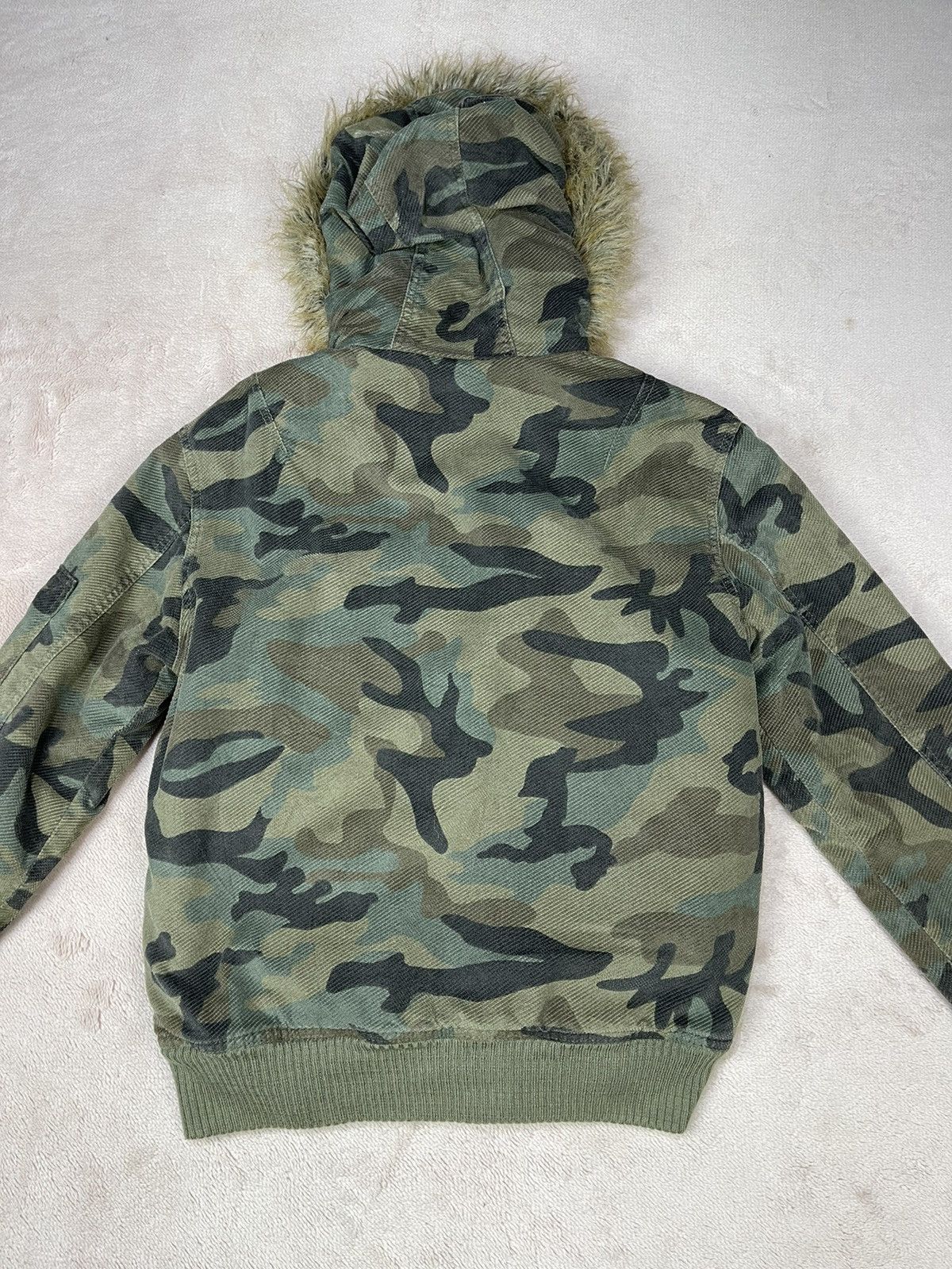 Japanese Brand TRIXY Army Camo Multi Pocket Hoodie Bombers Size US M / EU 48-50 / 2 - 6 Thumbnail
