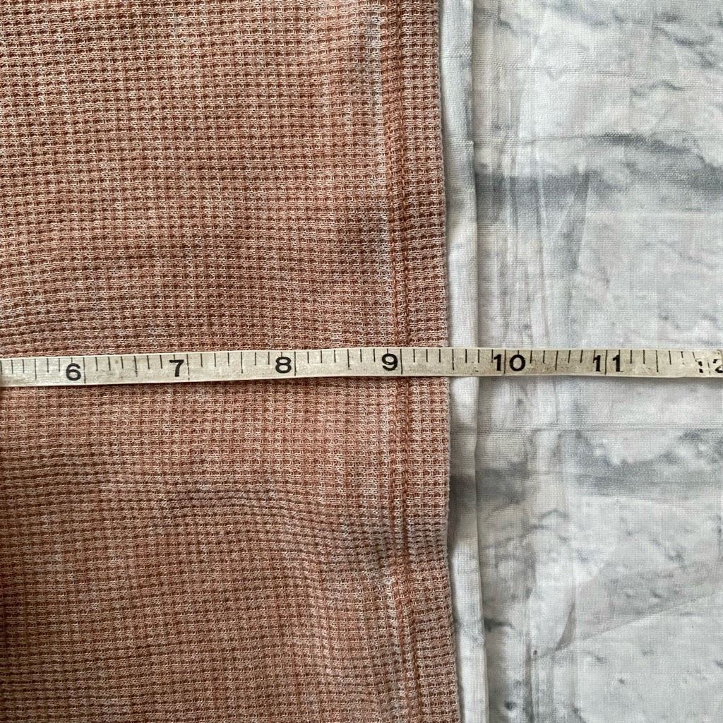 American Eagle Outfitters American Eagle women XS Distressed tan & white textured crop Size XS / US 0-2 / IT 36-38 - 6 Thumbnail