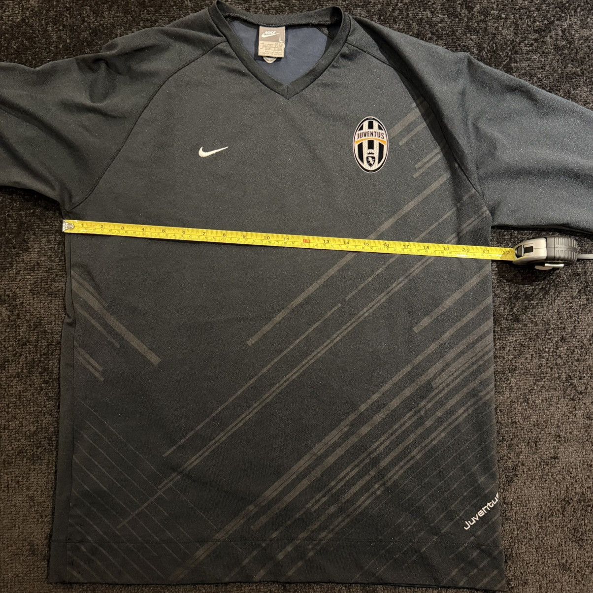Nike Nike 2008 Juventus long sleeve Size US L / EU 52-54 / 3 - 9 Thumbnail