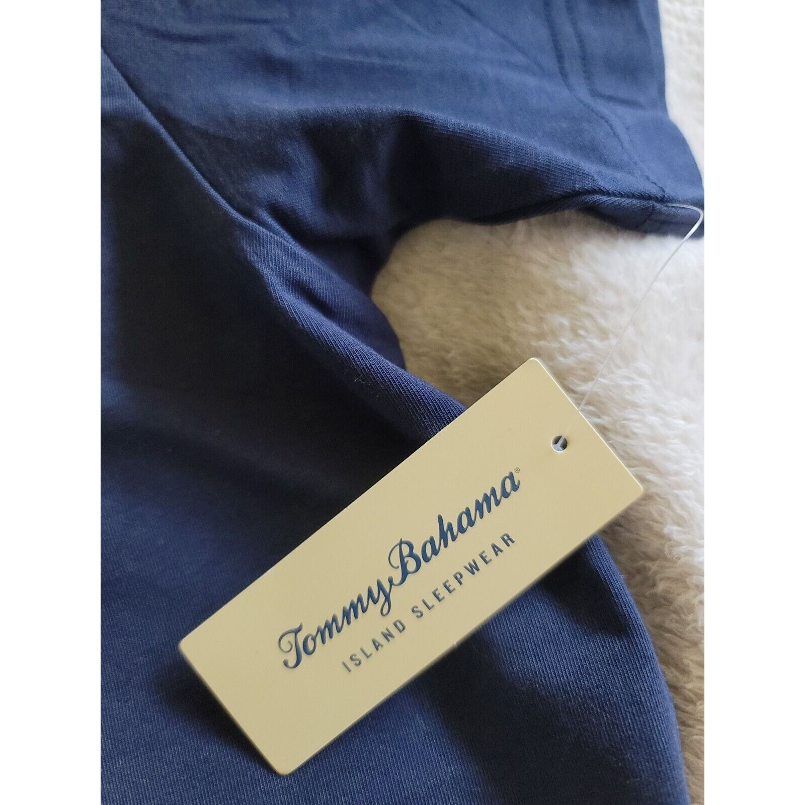 Tommy Bahama NEW Mens TOMMY BAHAMA CREW NECK Navy Blue S/S T-SHIRT Size L Size US L / EU 52-54 / 3 - 4 Thumbnail