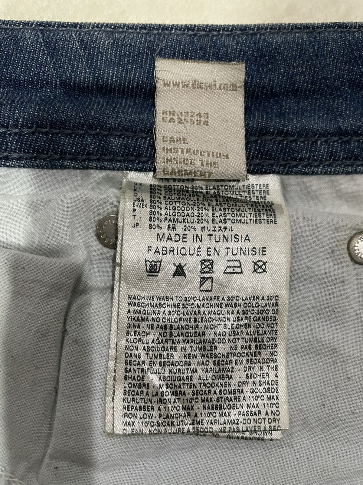 Diesel Vintage Diesel Larkee Regular Straight Cut Faded Distressed Size US 35 - 10 Thumbnail