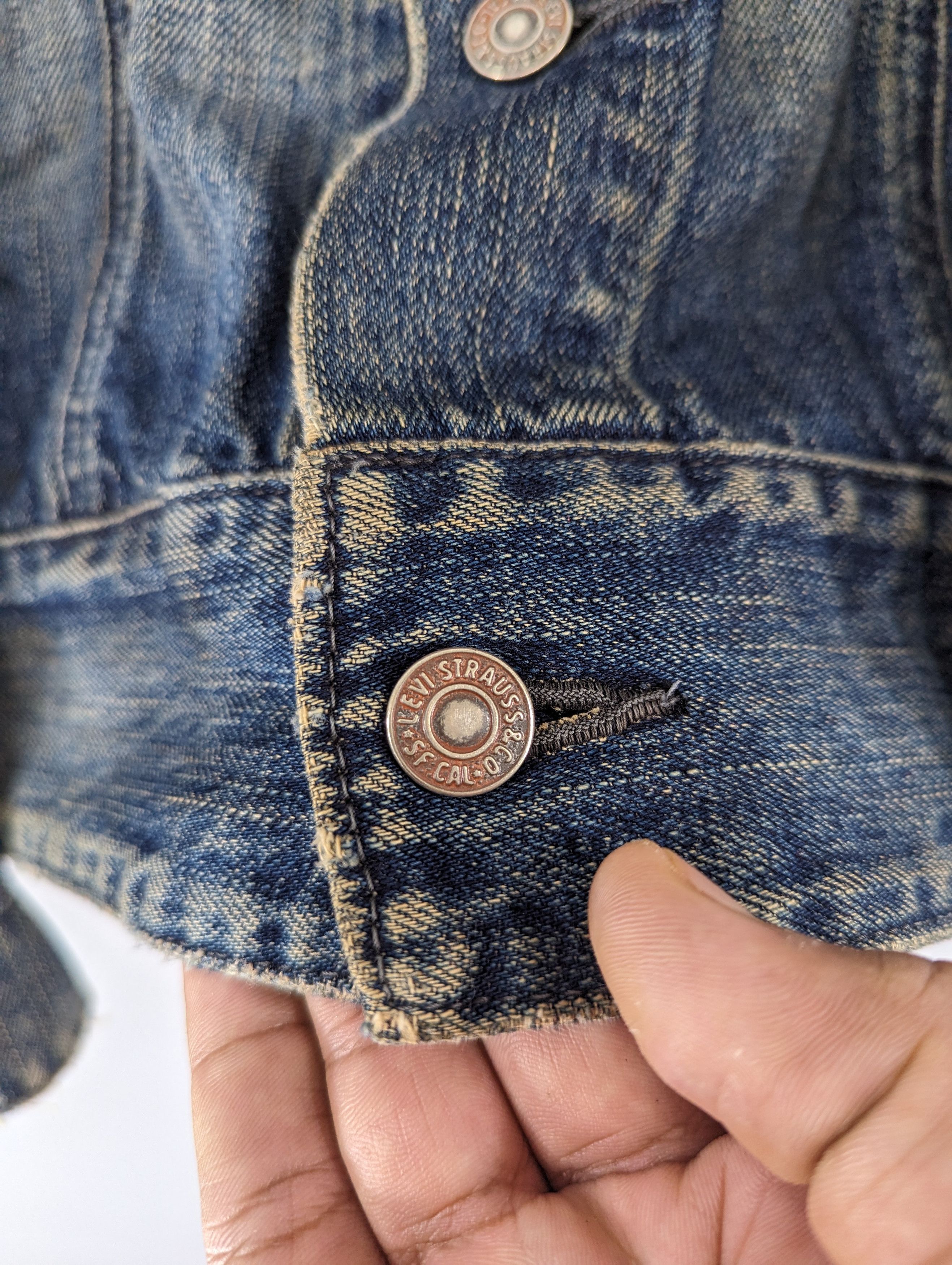 Levi's Vintage Levis Dirty Blue Distressed Denim Jacket Size US M / EU 48-50 / 2 - 11 Thumbnail