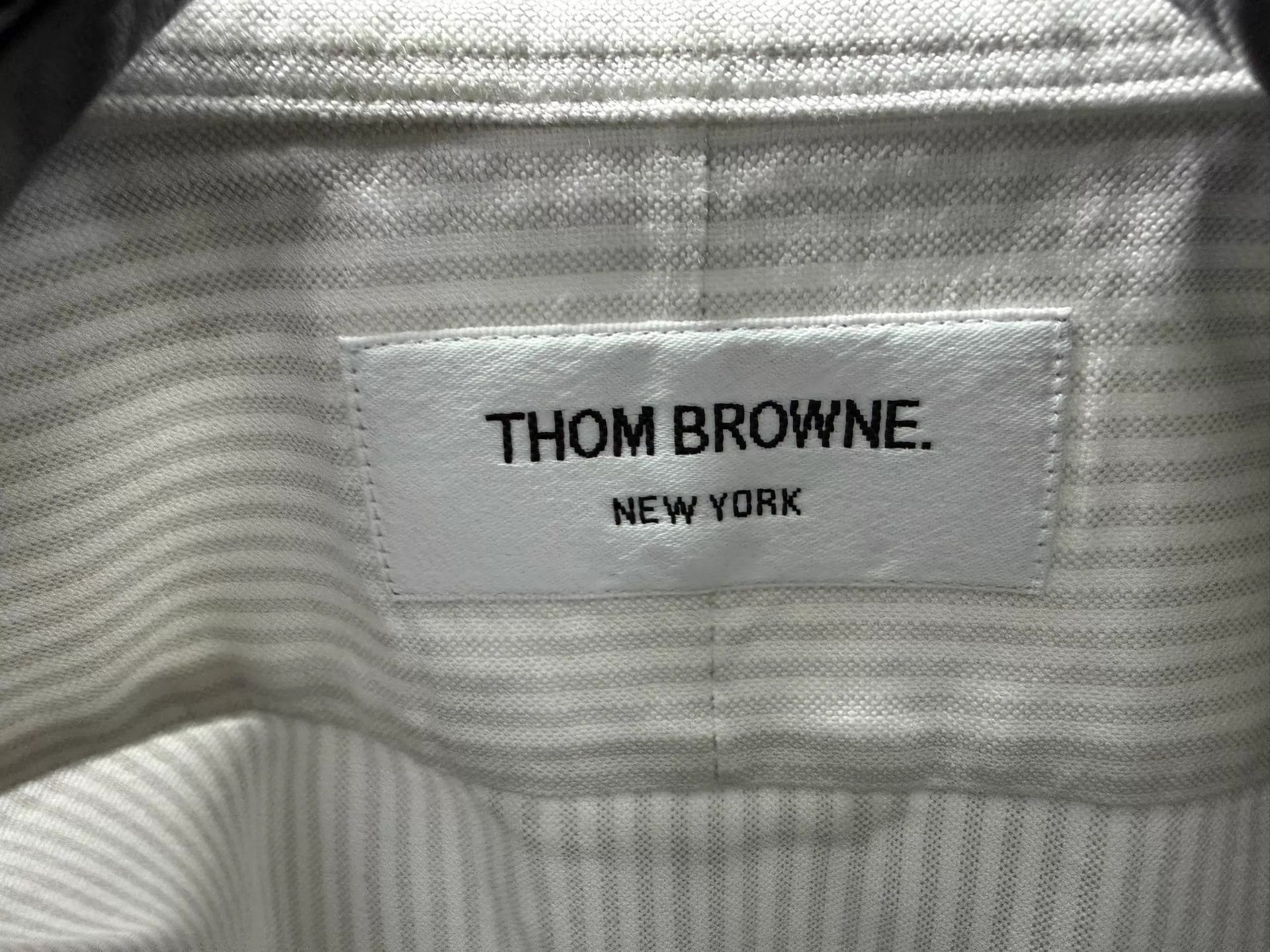 Thom Browne Thom Browne Men's Rare 4-Bar Butterfly Collar Oxford Shirt 1 Size US S / EU 44-46 / 1 - 3 Thumbnail