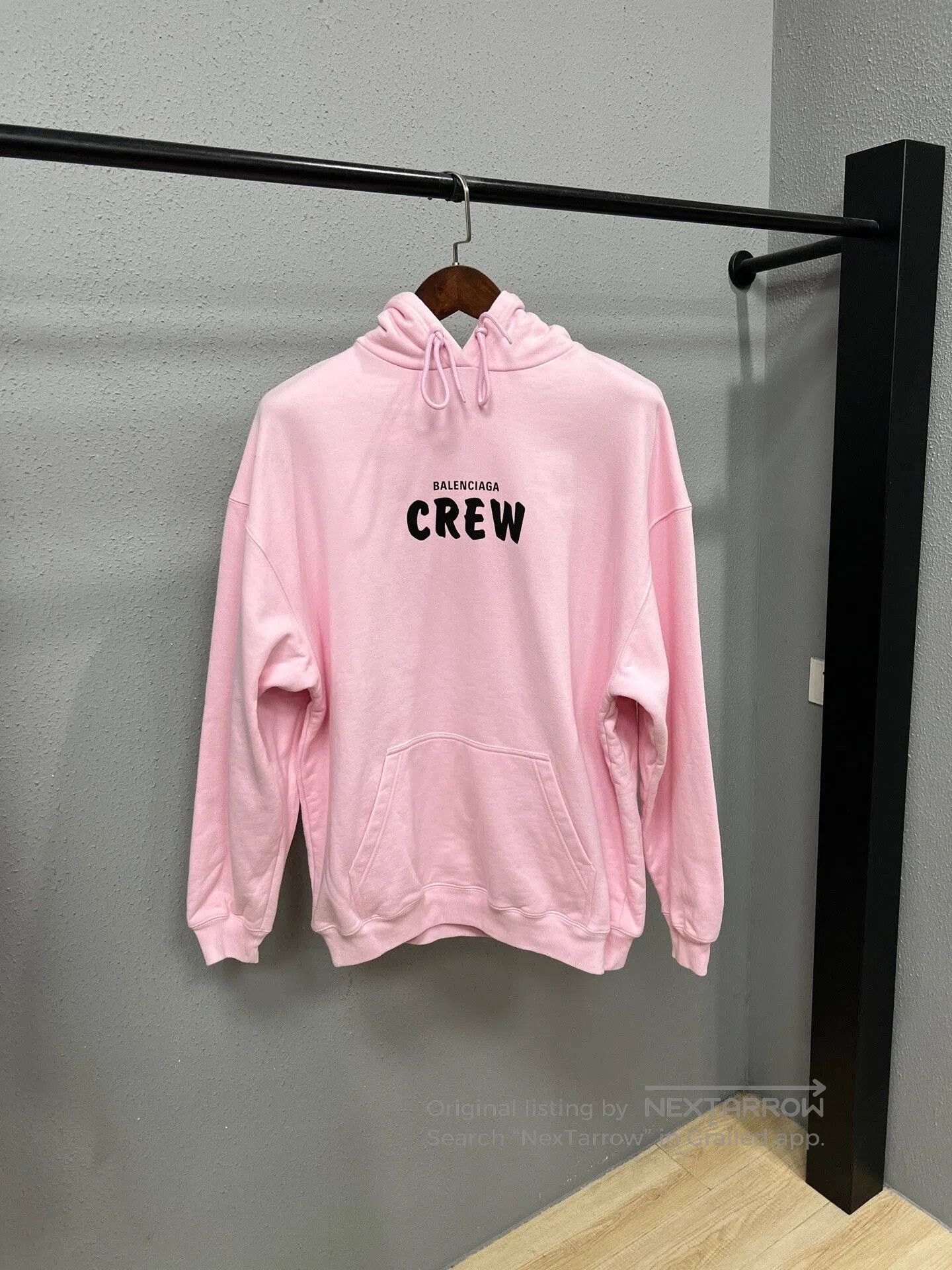 Balenciaga balenciaga pink crew neck hoodie. Size XS / US 0-2 / IT 36-38 - 1 Thumbnail