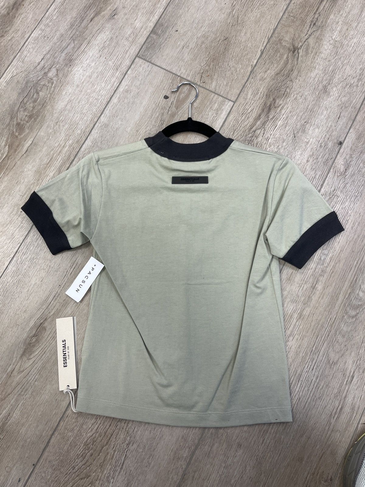 Essentials Essentials kids T-Shirt Size US XXS / EU 40 - 2 Thumbnail